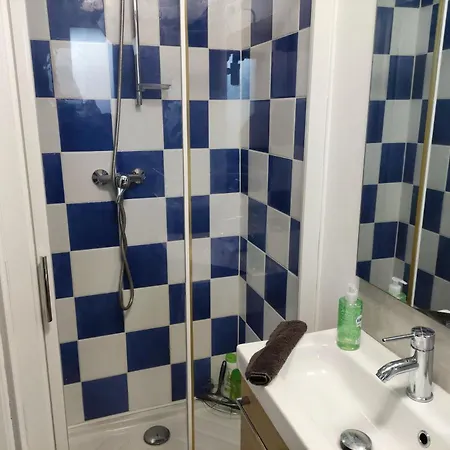 Joli Petit T2 Entre Port Et Vieille *