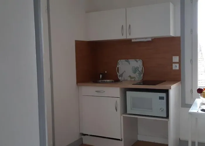 Joli Petit T2 Entre Port Et Vieille *